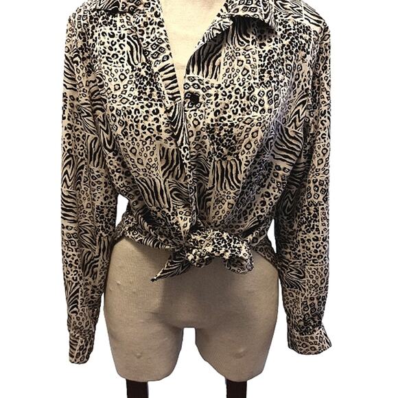Silky Blouse Sz M Abstract Leopard Animal Print Button up Office Career Arts Y2K - Picture 3 of 9